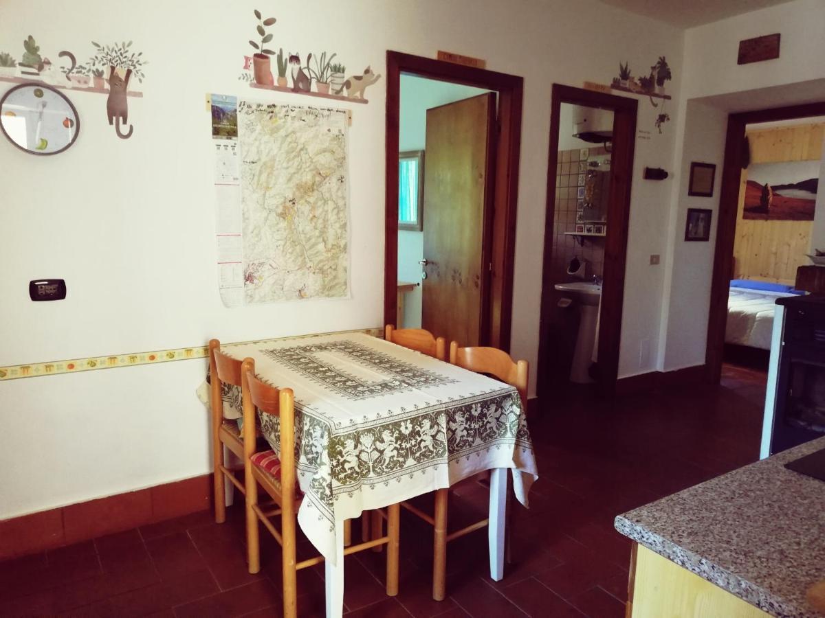 B&B Bivacco Frasassi Climbing & Trail Running House ジェンガ エクステリア 写真